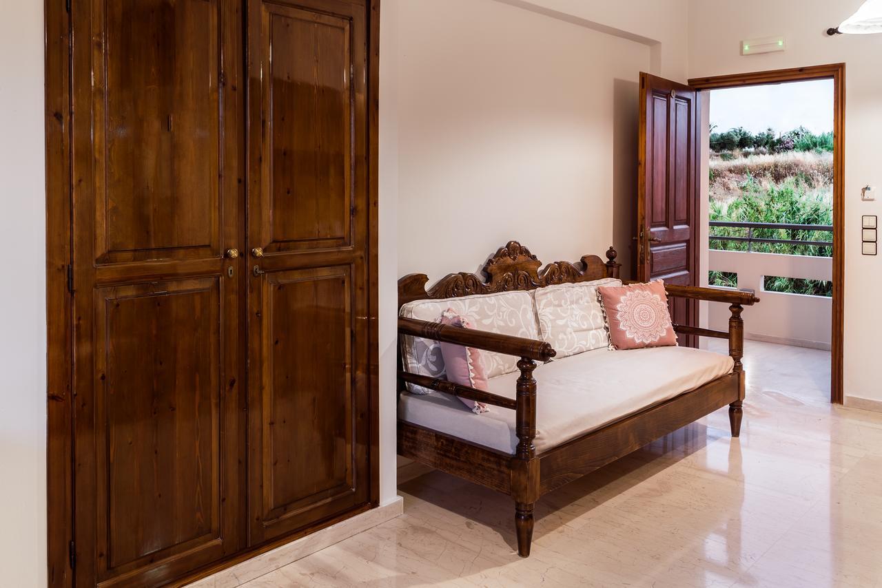 Merabello Apartments Agia Marina  ภายนอก รูปภาพ